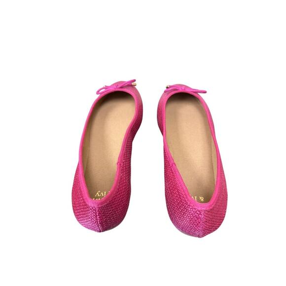 NWT Crown & Ivy Wide 8.5 Hot Pink Larissa Slip On Ballet Flat Shoe Work Office - Picture 10 of 13
